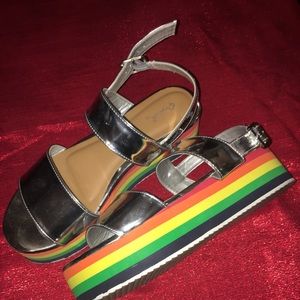 Platform sandals